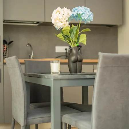 Domus Herculaneum Jacuzzi *