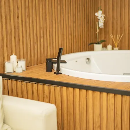 דירה Domus Herculaneum Jacuzzi